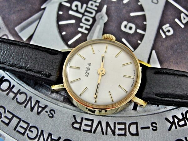 Beautiful Women's Roamer 14-karat gold watch from the 1960s - Image 16