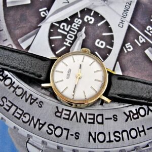 Beautiful Women's Roamer 14-karat gold watch from the 1960s