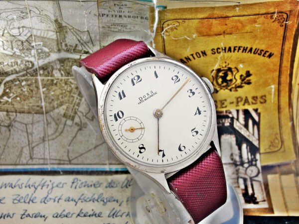 Nice Doxa built-in watch from the 1940s. - Image 3
