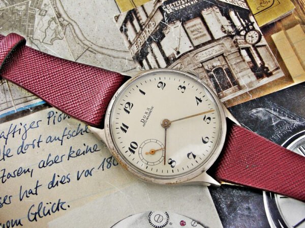 Nice Doxa built-in watch from the 1940s. - Image 5