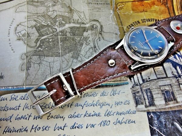 Nice Doxa watch from 1956 with military strap with compass. - Image 8