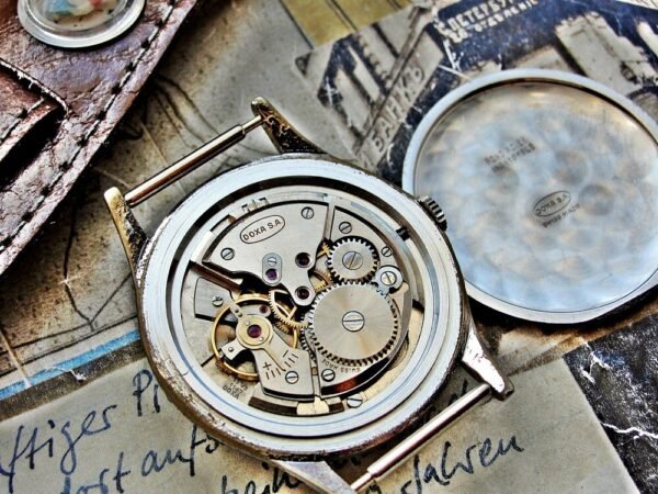 Nice Doxa watch from 1956 with military strap with compass. - Image 10