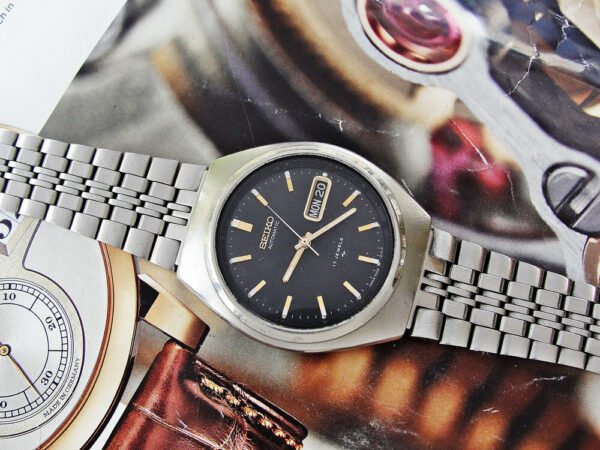 Nice large steel Seiko automatic watch from the 1970s