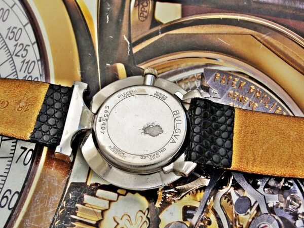 Beautiful Bulova watch from the 1950s. - Image 10