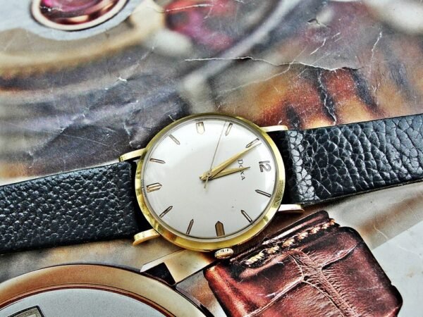 Beautiful Doxa 18K gold watch from the 1950s. - Image 16