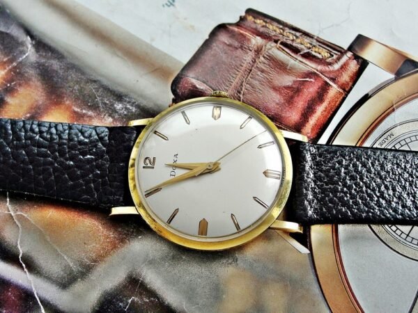 Beautiful Doxa 18K gold watch from the 1950s. - Image 6
