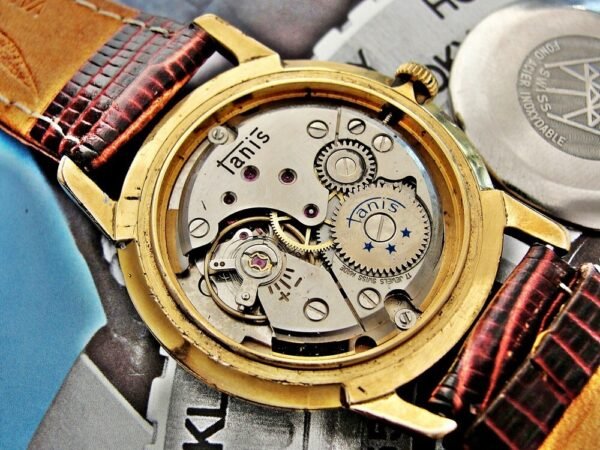 Beautiful Swiss Tanis watch from the 1960s - Image 8