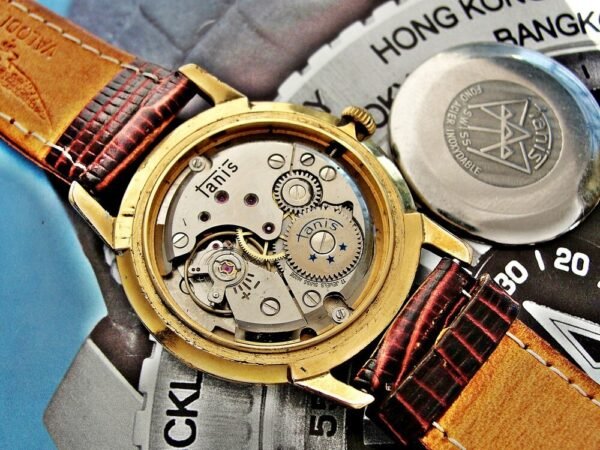 Beautiful Swiss Tanis watch from the 1960s - Image 9