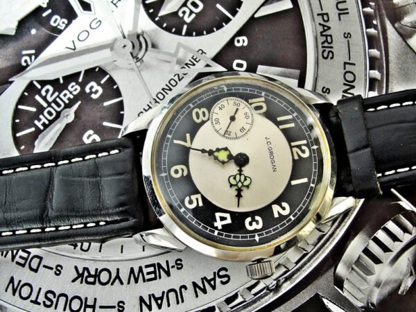 Nice bicolor dial steel case J.C. Grogan Pittsburgh installation - Image 4