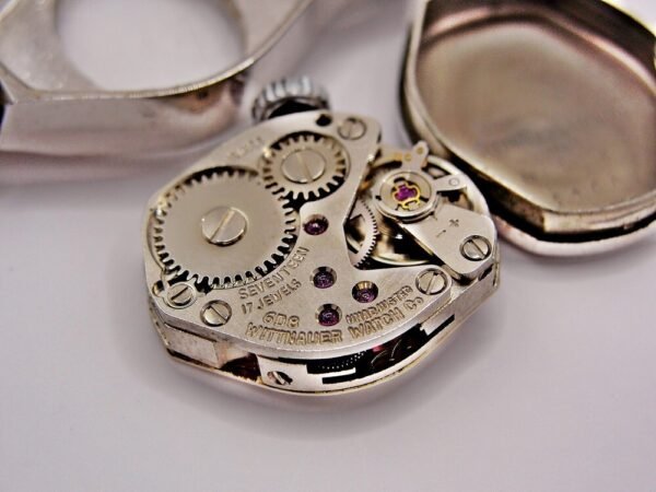 Very nice Wittnauer women's watch from the 1950s. - Image 15