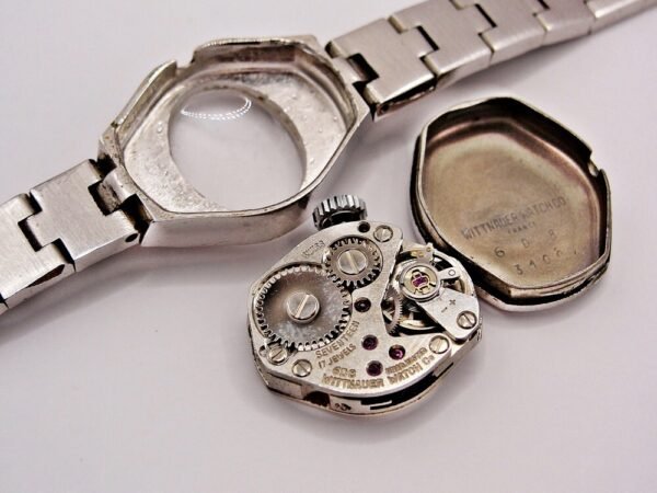 Very nice Wittnauer women's watch from the 1950s. - Image 17