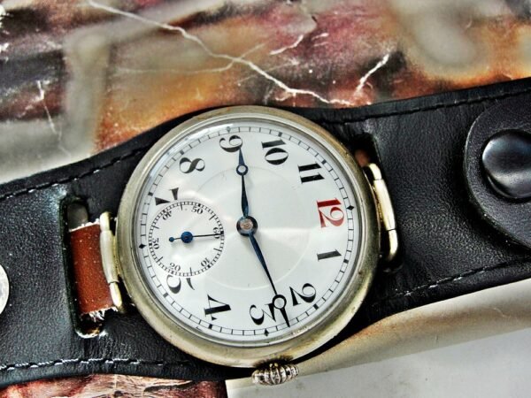 Beautiful trench watch with porcelain face from the early 1900s. - Image 15