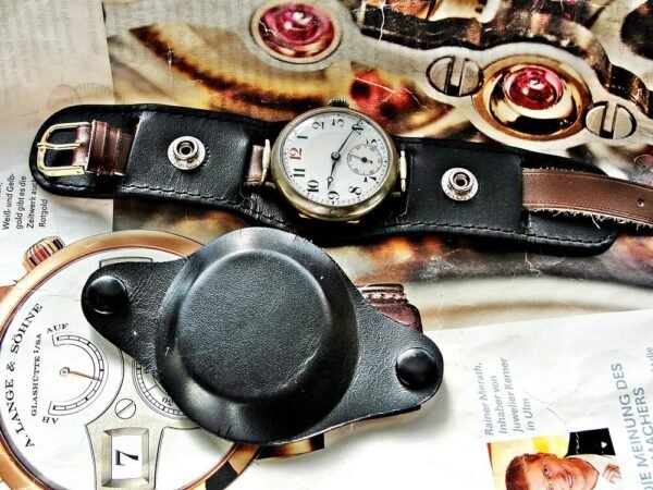 Beautiful trench watch with porcelain face from the early 1900s. - Image 16