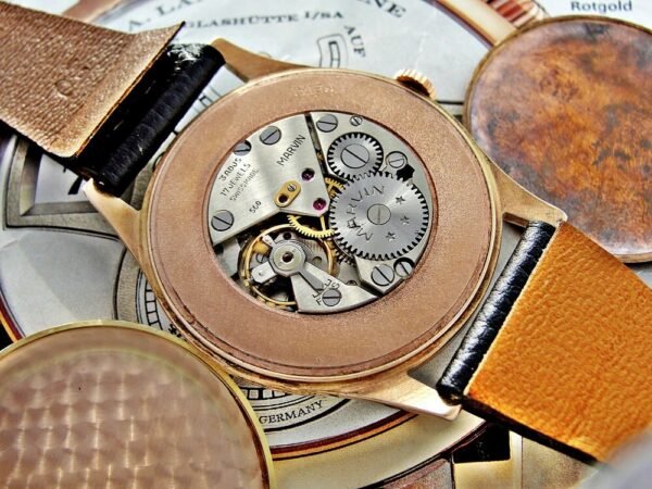 Large 14k gold Marvin watch from the 1950s. - Image 13