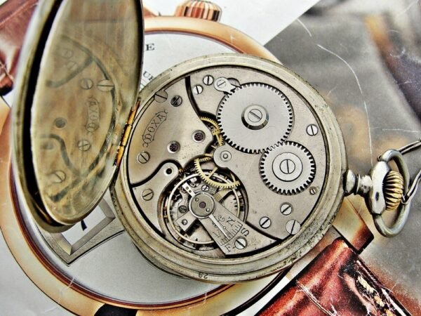 Nice Doxa pocket watch with porcelain dial and nice chain from the 1920 - Image 15