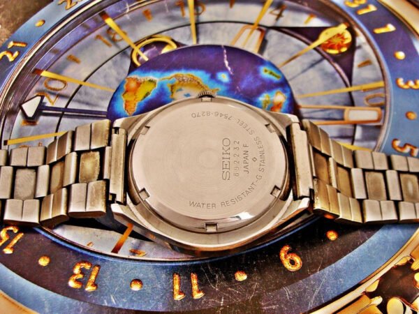 Nice steel Seiko watch from the 1980s. Very nice steel case. - Image 15