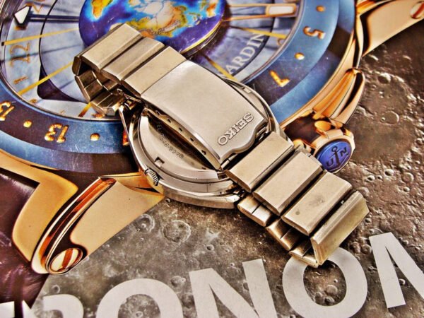 Nice steel Seiko watch from the 1980s. Very nice steel case. - Image 6