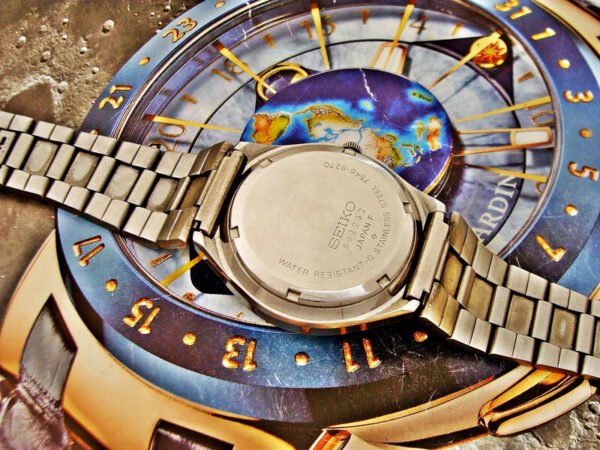 Nice steel Seiko watch from the 1980s. Very nice steel case. - Image 10