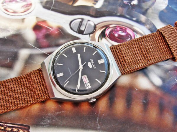 Nice steel automatic Seiko watch from the 1970s. - Image 3
