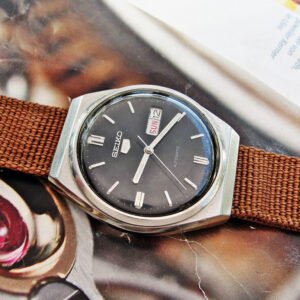Nice steel automatic Seiko watch from the 1970s.
