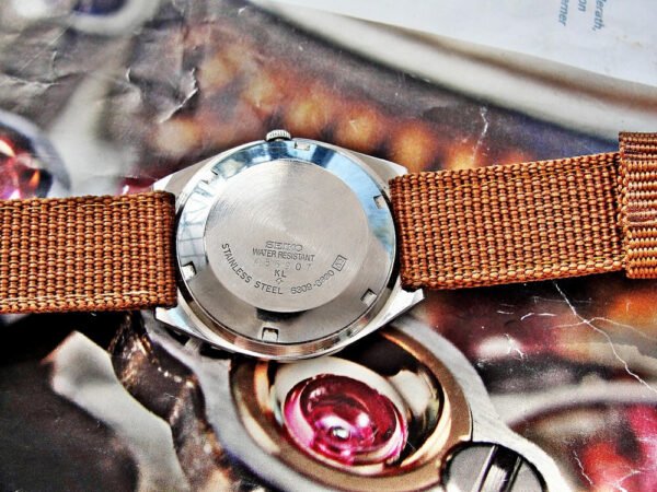 Nice steel automatic Seiko watch from the 1970s. - Image 5