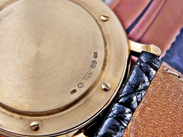 Rare 14k gold Tissot watch from the 1980s. - Image 10