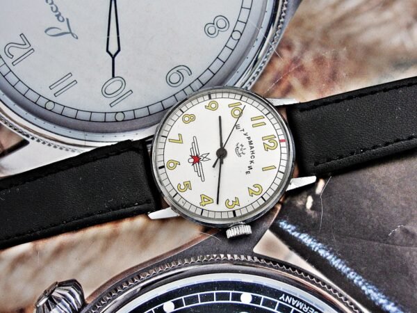 Rare Soviet military watch from the 1970s - Image 4