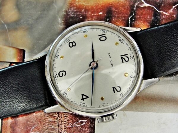 A very nice steel case Longines watch from 1947 - Image 16