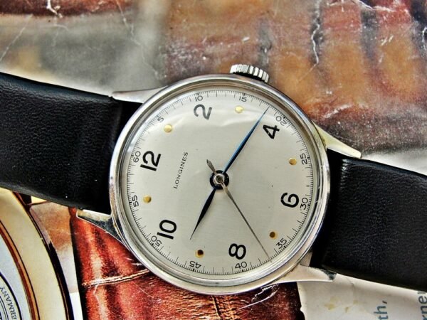 A very nice steel case Longines watch from 1947 - Image 17