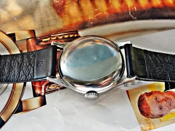 A very nice steel case Longines watch from 1947 - Image 19