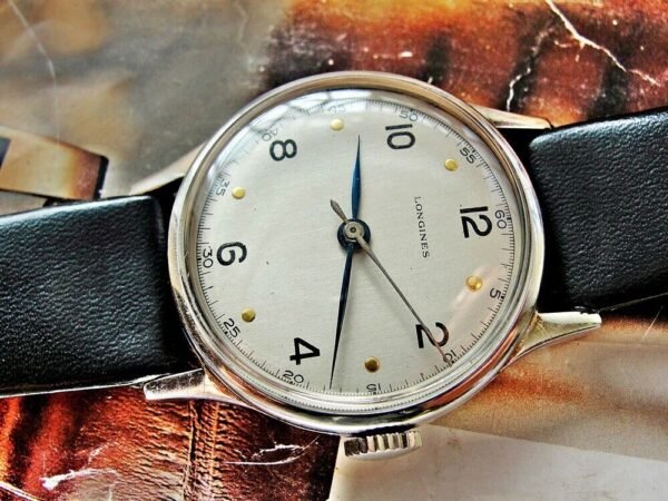 A very nice steel case Longines watch from 1947 - Image 3