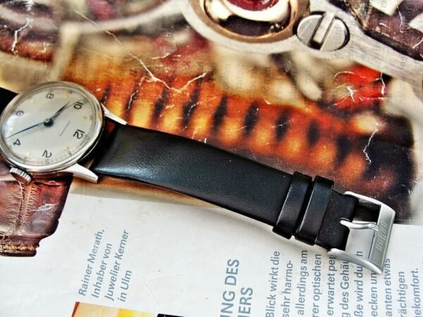 A very nice steel case Longines watch from 1947 - Image 8