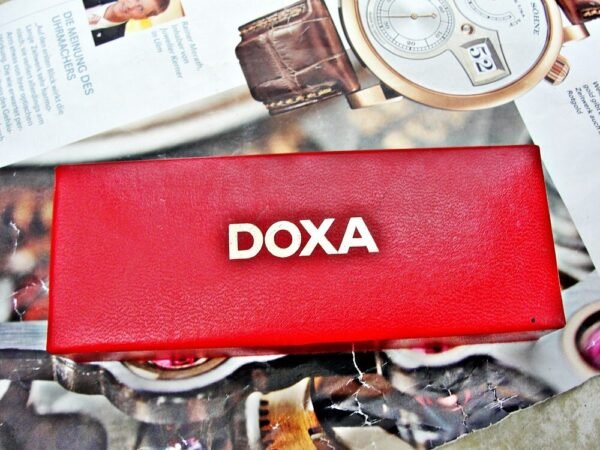 Beautiful 14k gold Doxa by Synchron watch from the 1970s with box. - Image 3