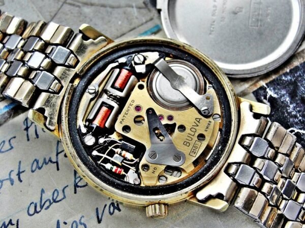 Beautiful Bulova Accutron tuning fork watch from the 1970s. - Image 17