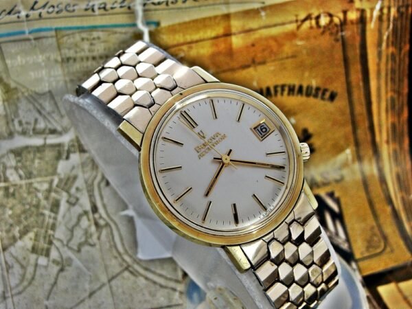 Beautiful Bulova Accutron tuning fork watch from the 1970s. - Image 21