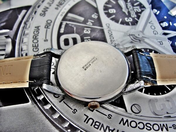 Beautiful Swiss Bulla watch from the 1940s - Image 10