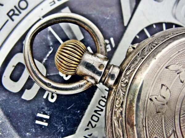Beautiful double lid silver pocket watch from the early 1900s. - Image 12