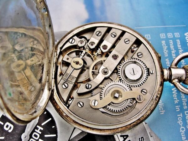 Beautiful double lid silver pocket watch from the early 1900s. - Image 13