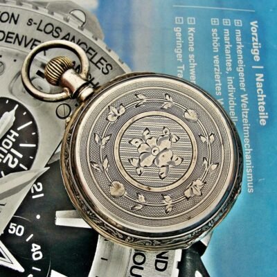 Beautiful double lid silver pocket watch from the early 1900s.
