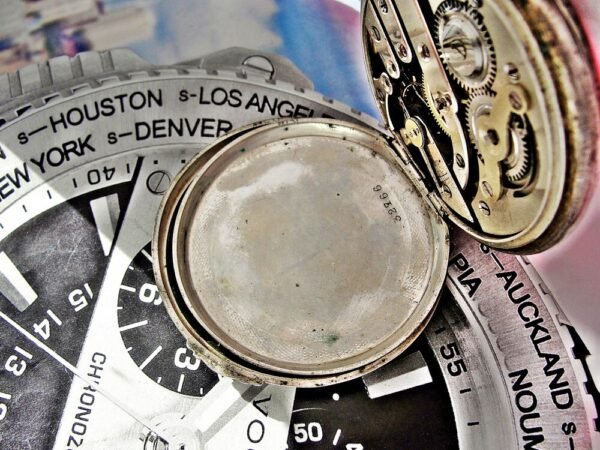 Beautiful double lid silver pocket watch from the early 1900s. - Image 10