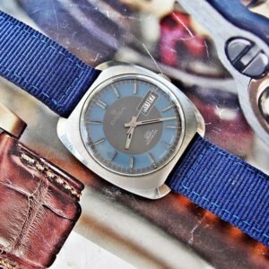 Nice steel automatic Onsa  watch from the 1970s.