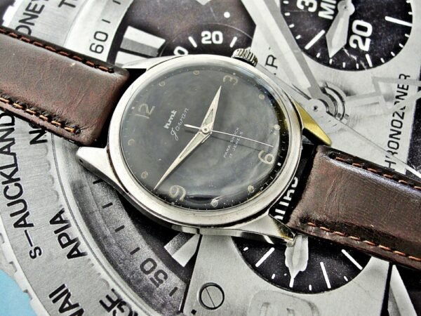Rare HMT Jawan Military Vintage Watch from the 1960s. - Image 15