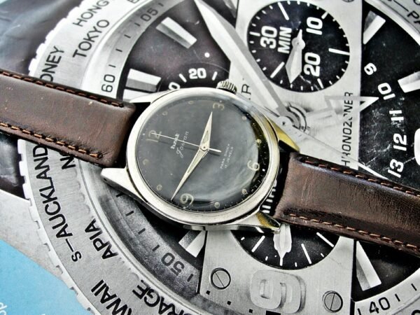 Rare HMT Jawan Military Vintage Watch from the 1960s. - Image 10