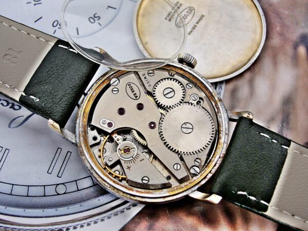 Rare Swiss Doxa Sport watch from 1962. - Image 13